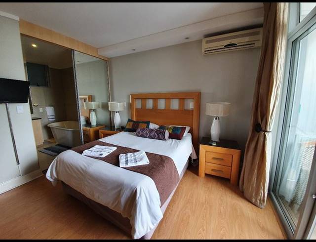 1 BEDROOM APARTMENT FOR SALE IN SANDTON CENTRAL
